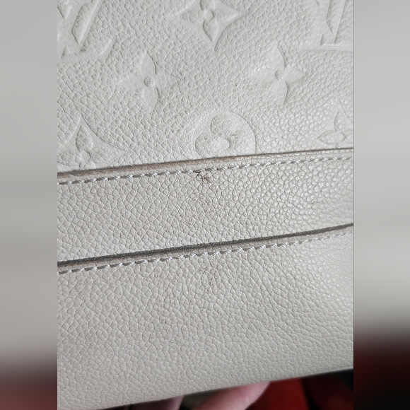 Louis Vuitton Monogram Empreinte Citadine - Picture 3 of 16